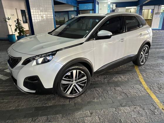 PEUGEOT 3008 1.6 GRIFFE THP 16V GASOLINA 4P AUTOMÁTICO PEUGEOT 3008 1.6 GRIFFE THP 16V GASOLINA 4P AUTOMÁTICO